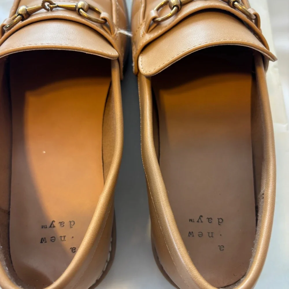 A New Day Danica Lug Sole Horsebit Loafers Tan Brown Memory Foam Shoes Womens 7